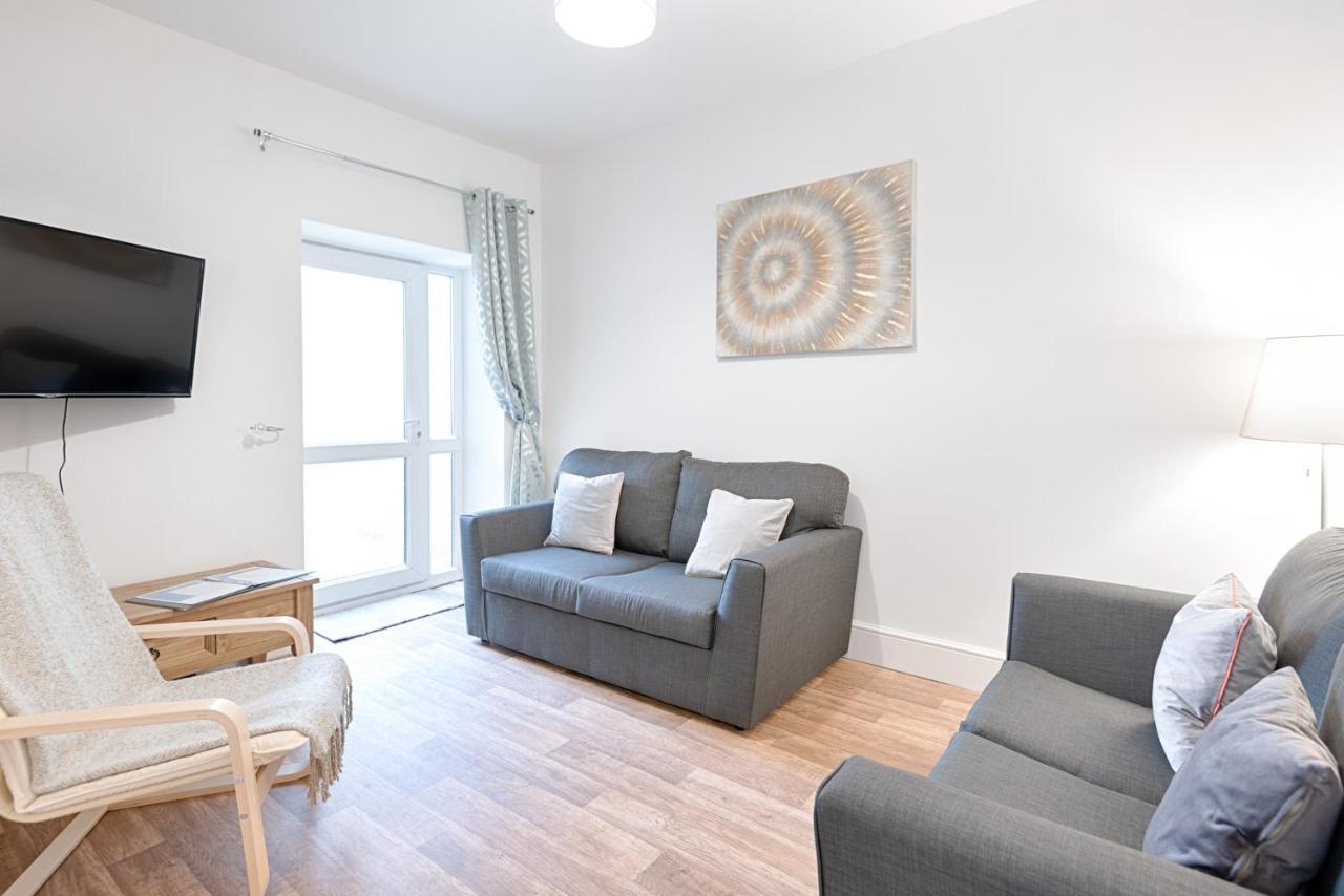 Large Green Garden, 4 Bedrooms, Sleeps 8 Swansea Eksteriør bilde