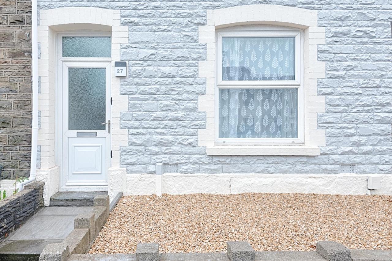 Large Green Garden, 4 Bedrooms, Sleeps 8 Swansea Eksteriør bilde